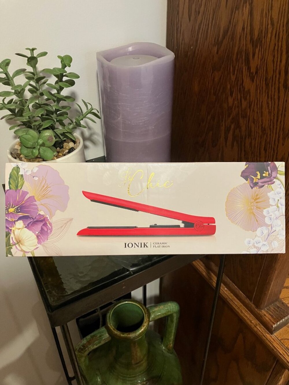 Le Chic Ionik Ceramic Flat Iron RED with Floating Plates